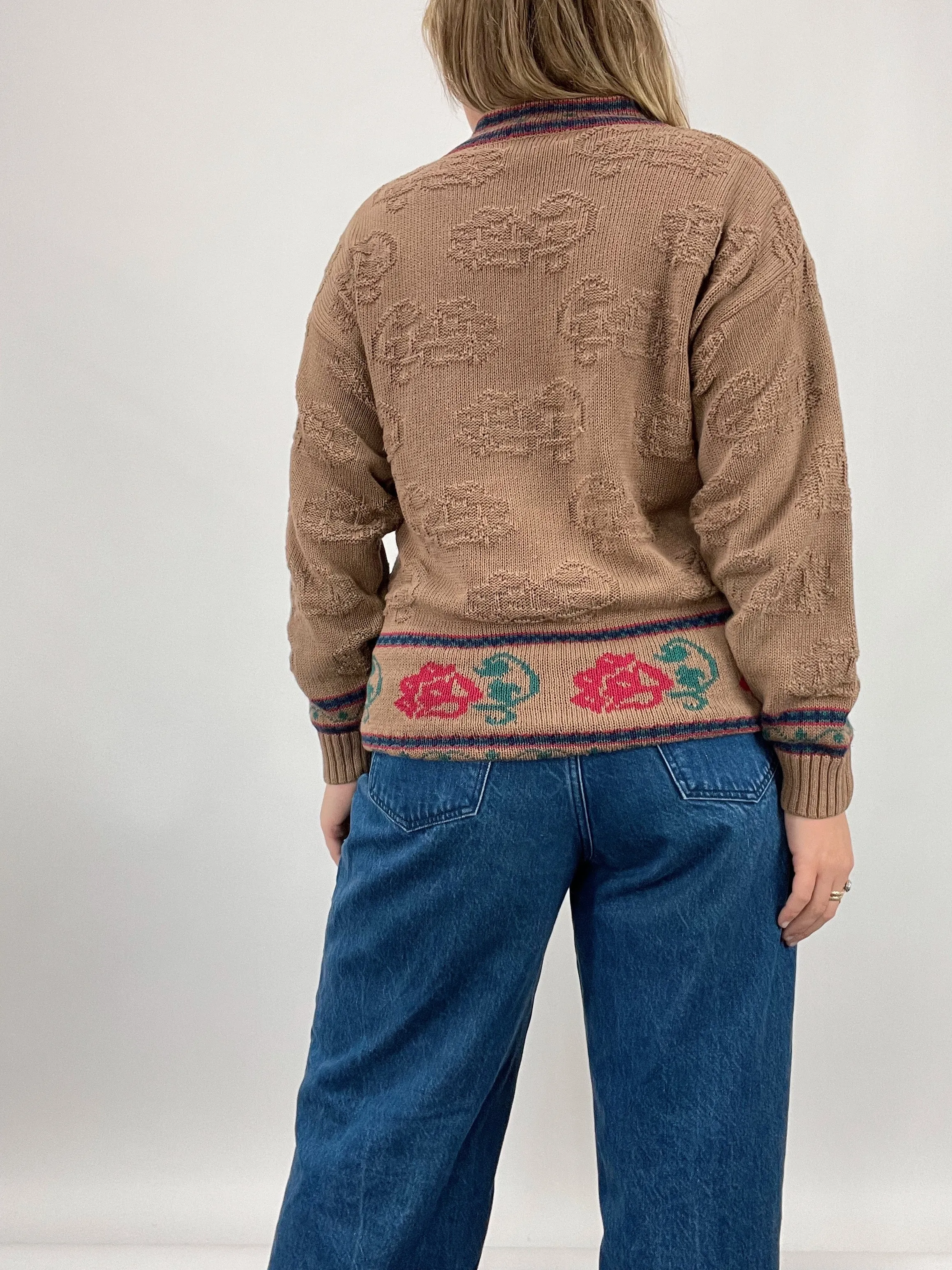 80s Vintage Doncaster Brown Patterned V-Neck Sweater (M)