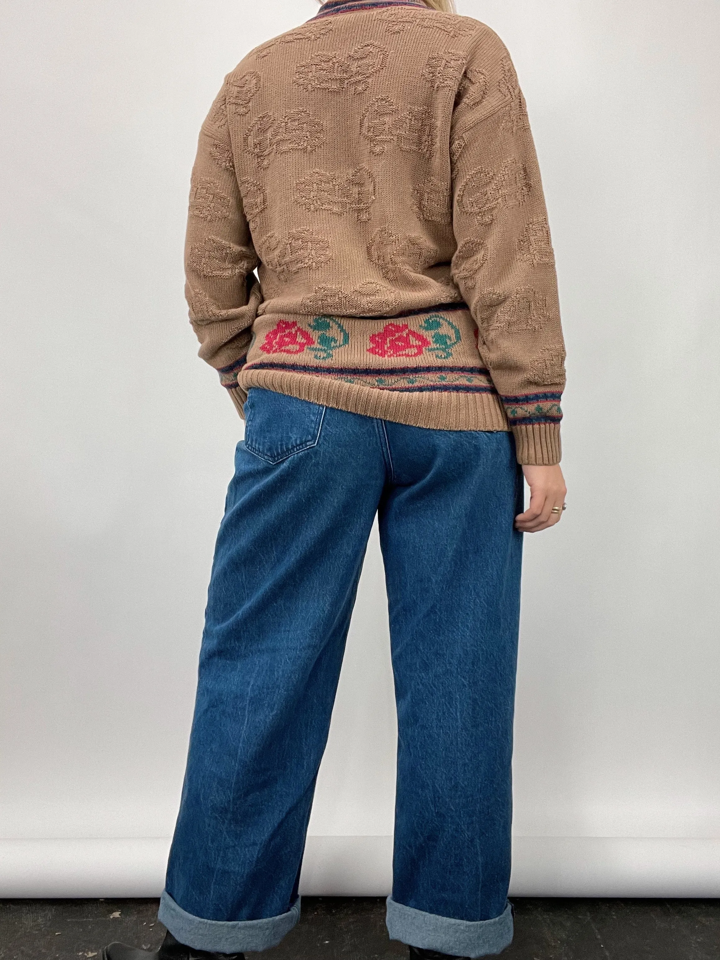 80s Vintage Doncaster Brown Patterned V-Neck Sweater (M)