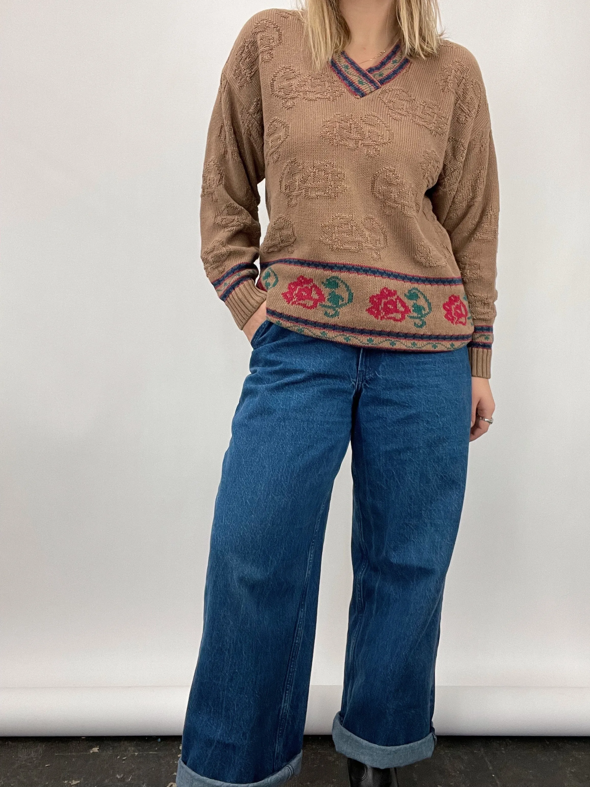 80s Vintage Doncaster Brown Patterned V-Neck Sweater (M)
