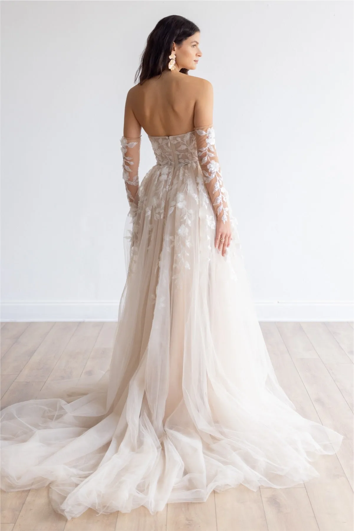 Austin by WTOO (Size 10)
