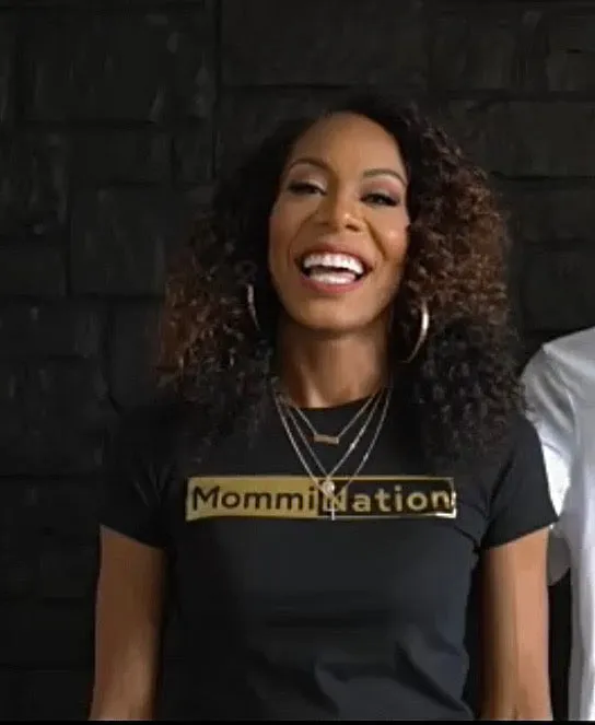 GOLD MommiNation Signature Tee
