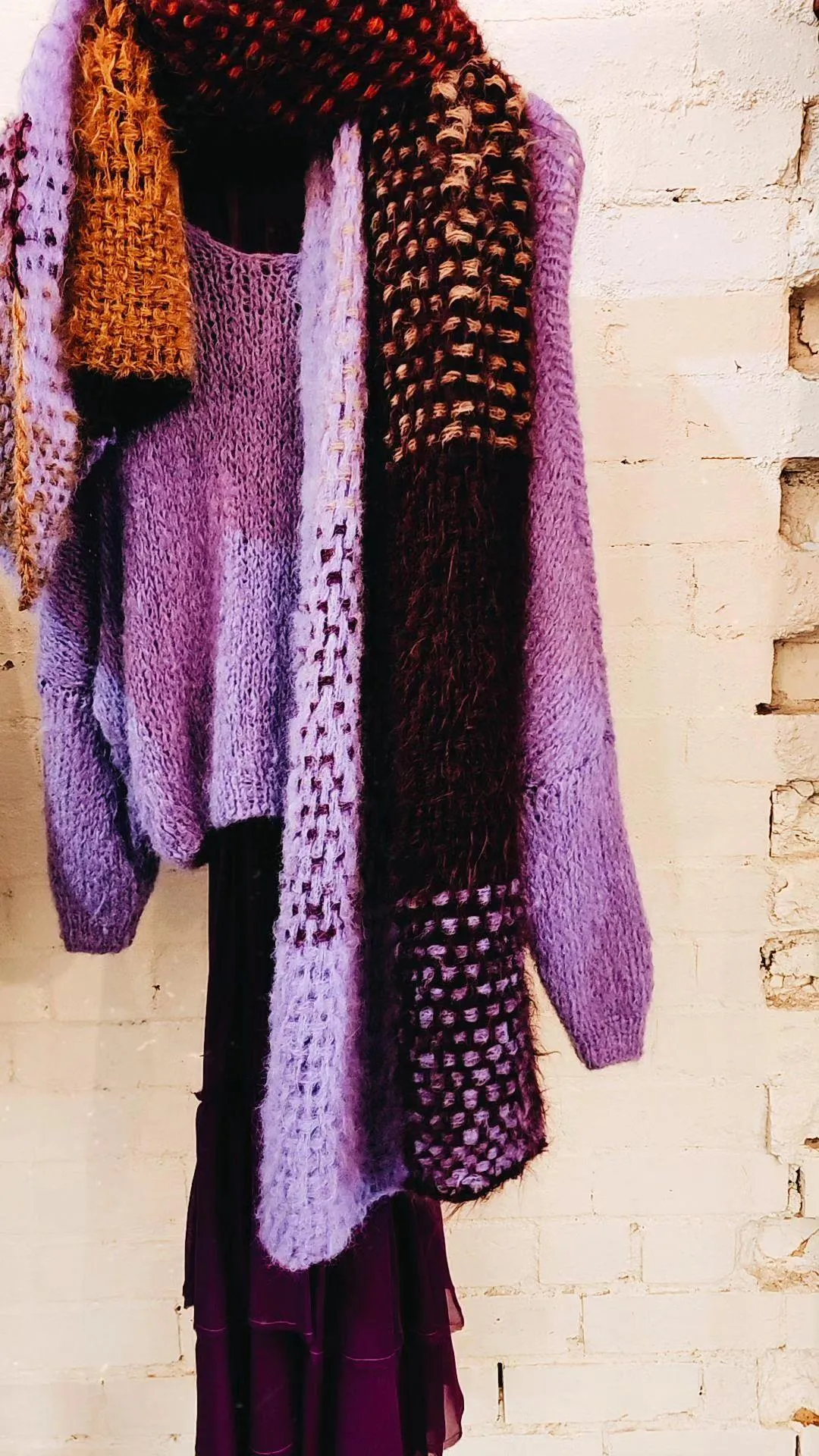 Hand knit batwing sweater (Alpaca) - Candy pink