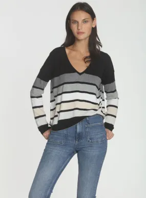 Hang Ten Vee -  Black Multi