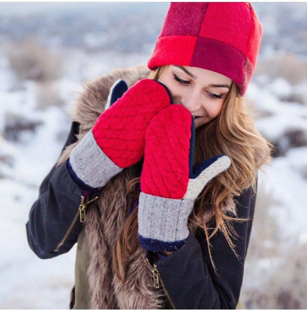 Small Adult Mittens | Pinelake