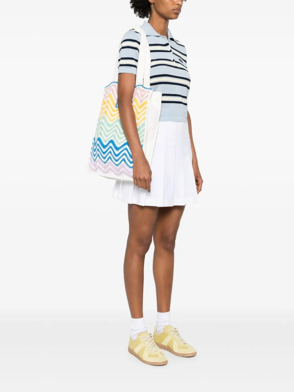 wavy crochet tote bag